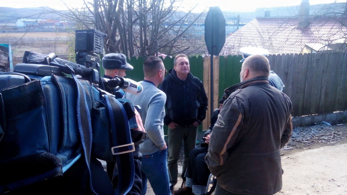 Cazul care a revoltat o ţară întreagă! ”A înşelat un biet bătran paralizat şi... ” Gestul şocant făcut de un ieşean
