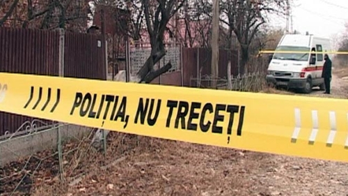 Crimă odioasă la Craiova! Trei minori au omorât un bătrân de 82 de ani pentru o combină muzicală, două ceasuri, o pătură şi 6 lei