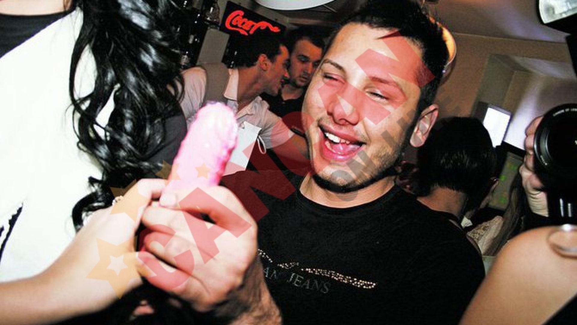Pescariu si-a gasit partener de Valentine's Day