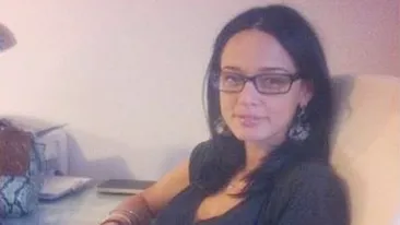 Andreea Raicu a plecat din tara! Scheletel s-a urcat in autobuz, iar lumea a ramas uimita cand a vazut-o