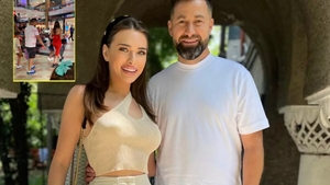 "Ce să fac dacă are 4 copii, să-i omor?", spunea Iustina. Acum, pozeză în mama perfectă! Gravidă şi cu toţi urmaşii lui Cornel la shopping