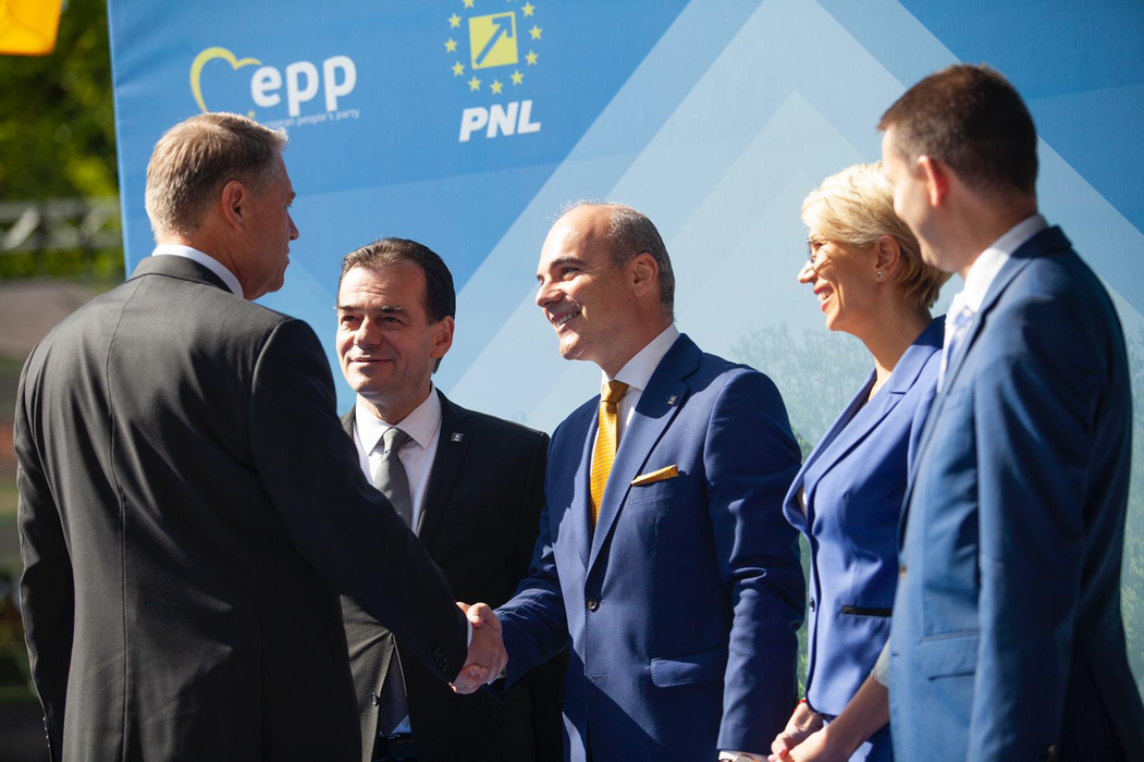 Rareș Bogdan, întrevedere cu Angela Merkel la Sibiu: „Locul nostru este în prima linie”