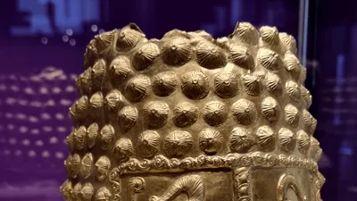 „Indiana Jones al lumii artei”, omul-cheie în recuperarea Coifului de la Coțofenești: „Nu o fac pentru bani. Este o parte din sufletul României”