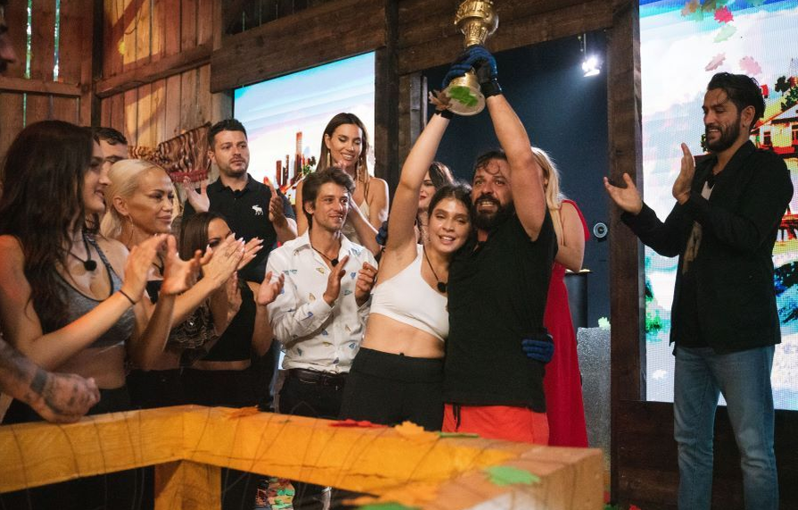 Augustin Viziru a câștigat finala Ferma. Orășeni vs Săteni. Mesajul emoționant pentru fetița lui