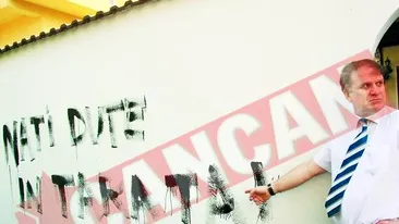 Nati Meir, alungat din Romania