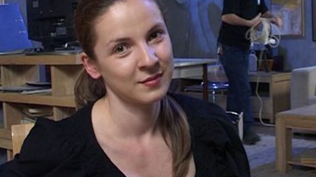 O mai ştii pe sexy-Maricica?! Cum arată şi cu ce se ocupă acum voluptoasa menajera din “Inimă de ţigan”!