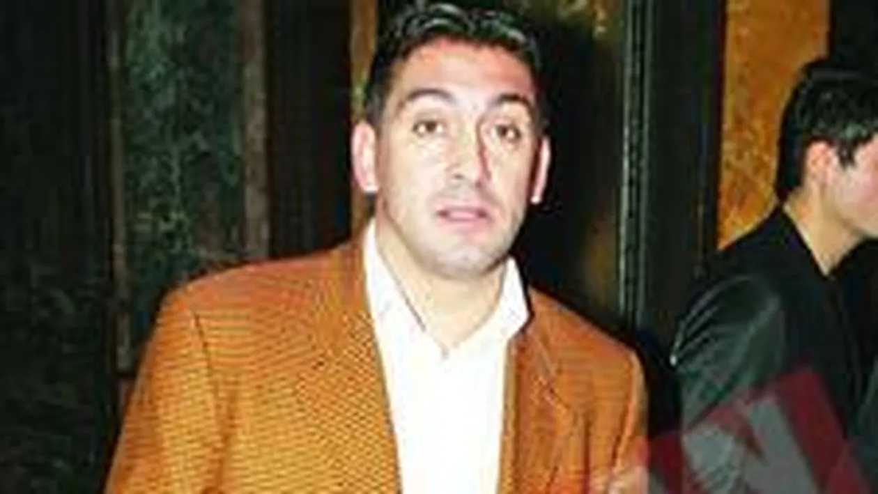 Ilie Dumitrescu a fost pradat de telefonul mobil