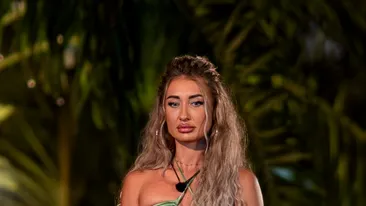 Cine sunt și cum arată părinții Mariei Avram de la Insula Iubirii. Detaliul observat de fani