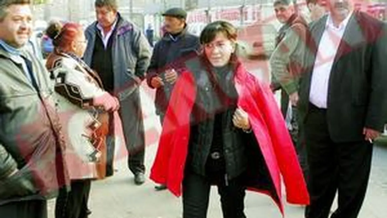 Oana Mizil l-a batut scump pe Becali