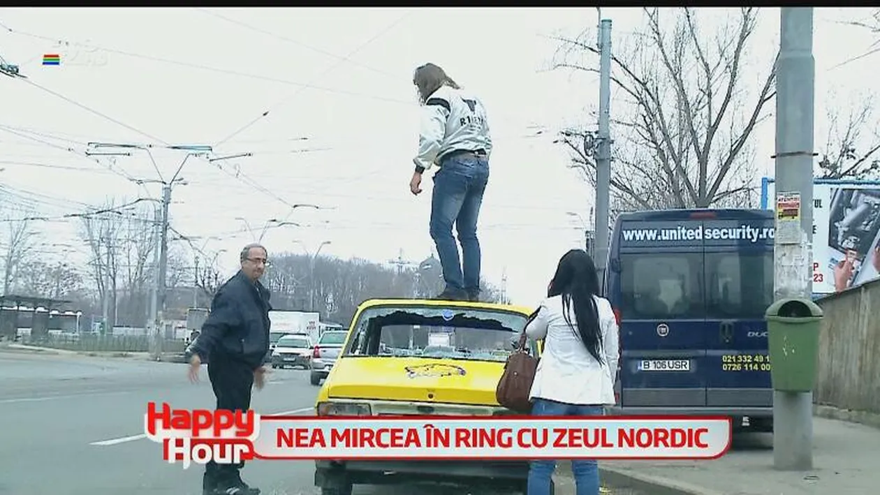 S-a întâmplat în Bucureşti în! Un luptător de wrestling a vrut să bată un taximetrist şi i-a făcut praf maşina