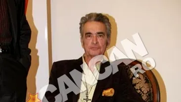 Suferinta si devotamentul actritei fata de sotul ei au depasit limitele normalului! Prietenii se tem de ce e mai rau! Anca Pandrea a slabit ingrozitor si doarme in boxa infirmierelor, ca sa fie aproape de Iurie Darie!