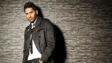 A intrat in gura fanilor! Schimbarea de look care i-a enervat la culme pe admiratorii lui Connect-R: “Iti sta mai bine fara...”