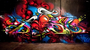 VIDEO INCREDIBIL Ce le-au facut politistii unor tineri care desenau graffiti intrece orice imaginatie