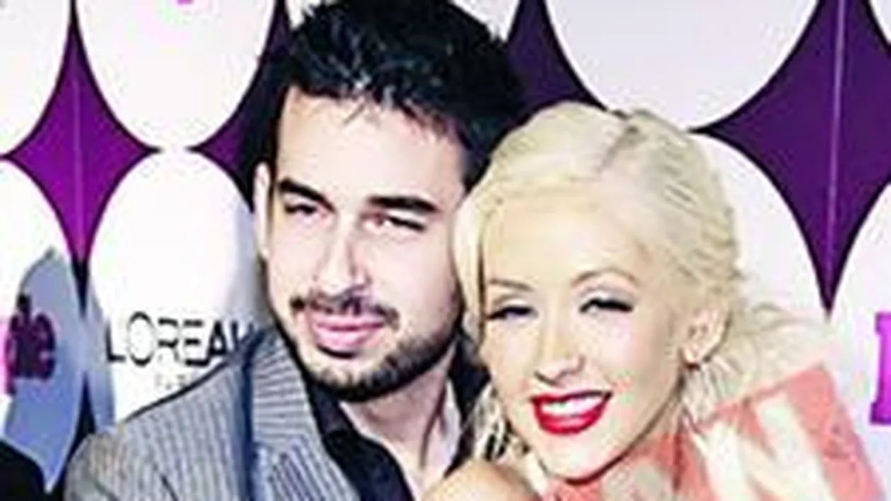 Christina Aguilera face sex in piscina