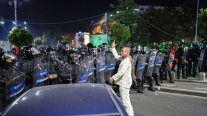 Ce s-a ales de "dirijorul în alb", la un an de la protestele din Piața Victoriei