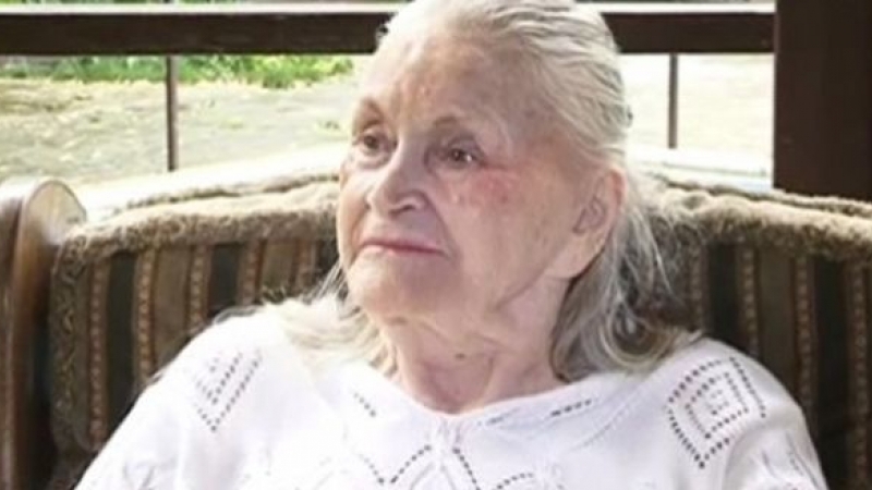Ce cuvinte a putut să îi scrie Cătălin Botezatu, pe coroana funerară, Zinei Dumitrescu: "Te..."
