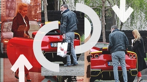Excentricul multimilionar și-a făcut provizii și s-a “carantinat” cu o blondă
