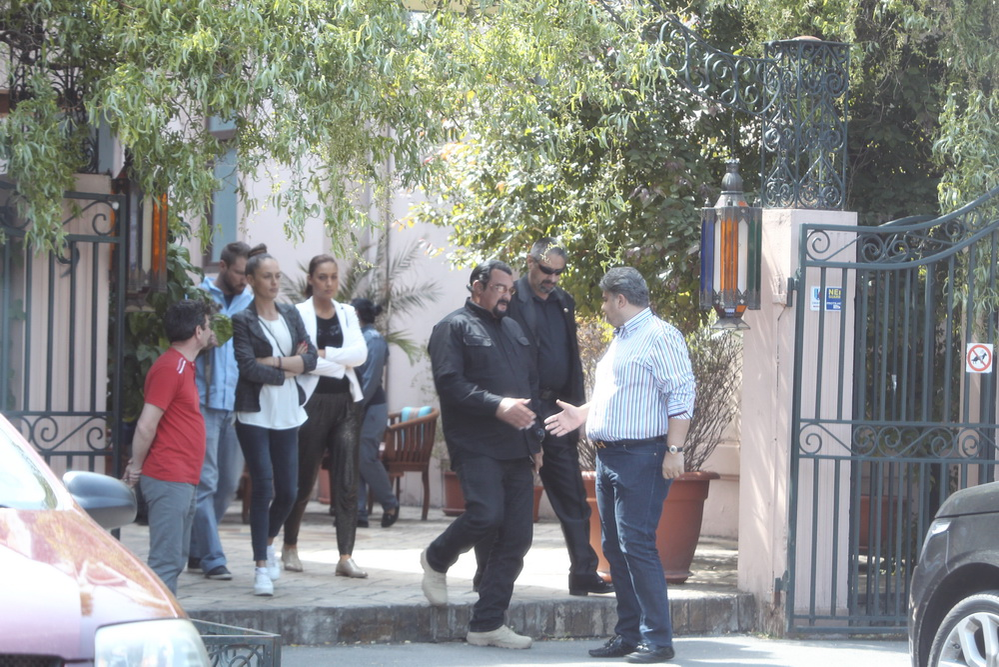 Steven Seagal în România, în 2015, alături de multimilionarul Adrian Thiess