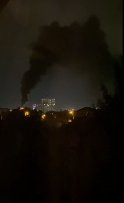 Ultima oră: INCENDIU violent la un bloc de 12 etaje din nordul Capitalei