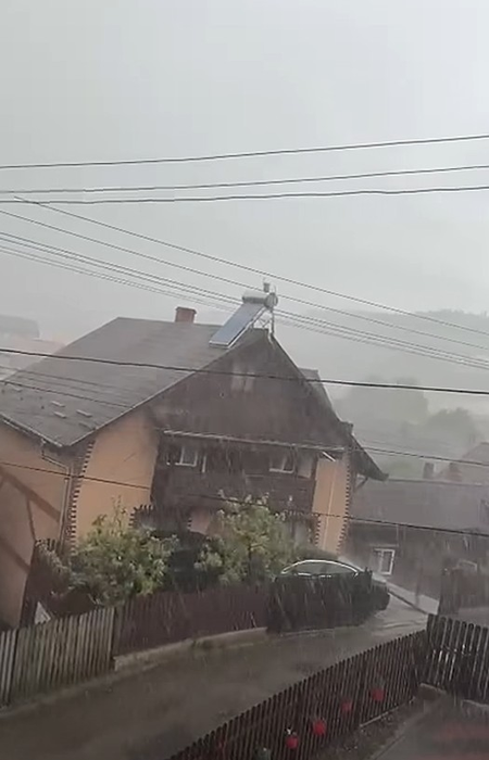 Grindina a făcut prăpăd în România. Ciclonul a lovit o mare parte din țară