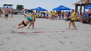 Echipa națională feminină de handbal pe plajă, implicată într-un accident rutier