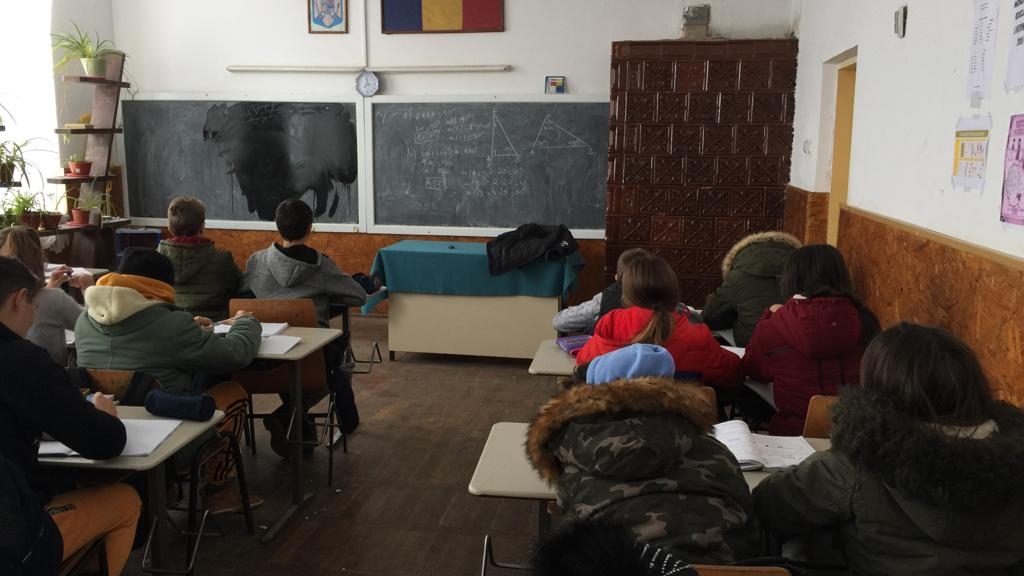 Drama copiilor din Olt care au înghețat la Alba Iulia, de Centenar. Părinții, prea săraci să le achite cazarea
