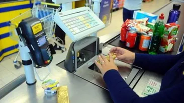 Nu stiai ca se poate intampla asta! Vei putea scoate bani de pe card, la casa de marcat