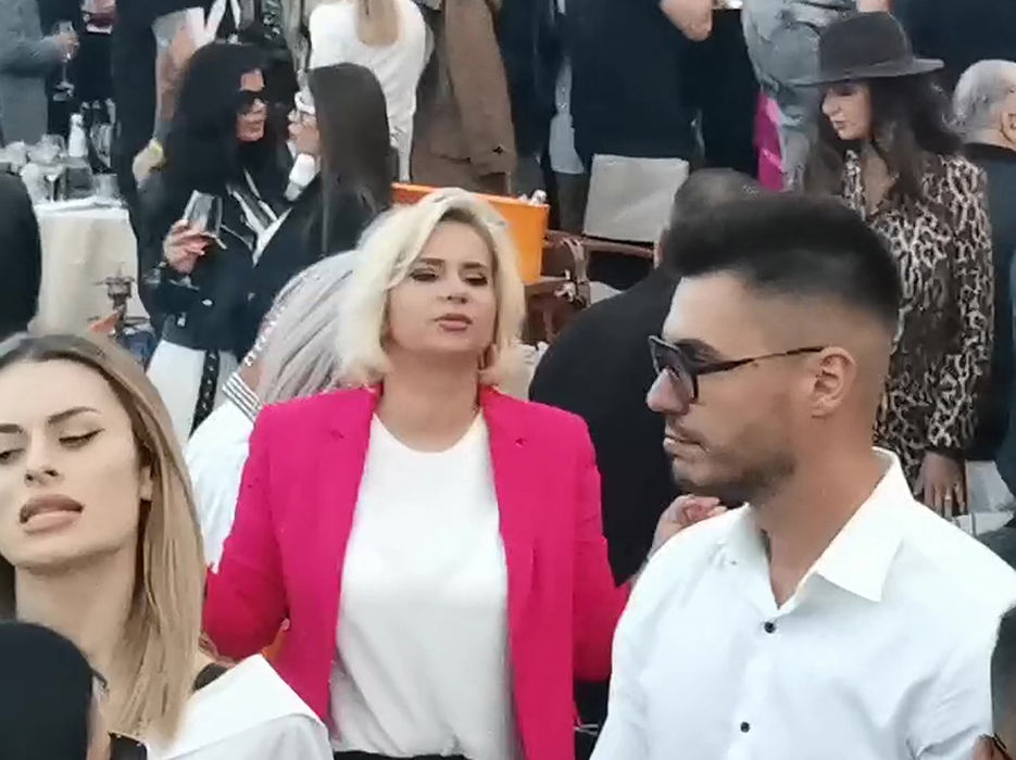Paula Chirilă a așteptat și ea o petrecere pe litoral, după un an greu, marcat de pandemie