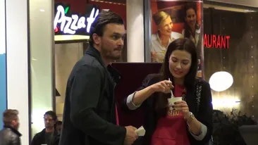 Handbalistul Stamate a renuntat la fotomodele si s-a cuplat cu o tanara deloc mondena! Vezi cum arata cea care l-a imblanzit!