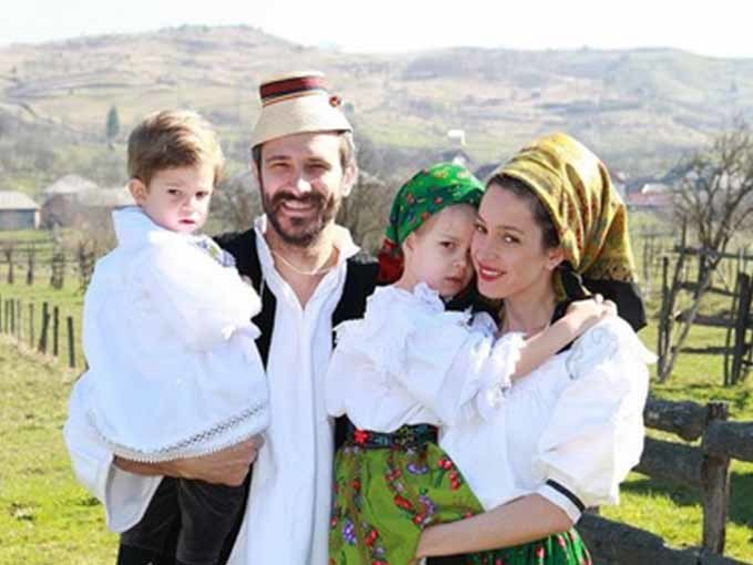 Ea este femeia pentru care un celebru prezentator de la noi i-a dat papucii Iuliei Vântur