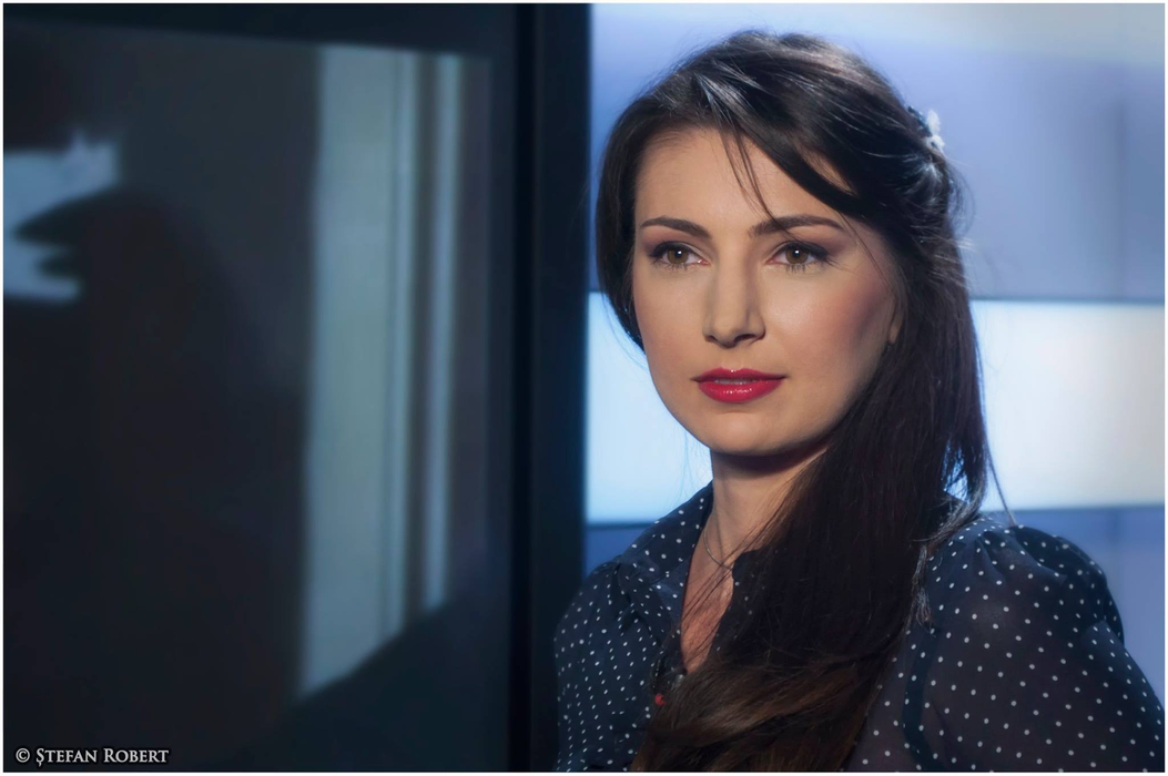 Loredana Ştefu a devenit mămică! Prezentatoarea TV a făcut publică prima poză cu fiica ei