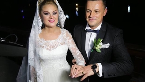 Celebra nuntă nu s-a încheiat: ”Nu ştiu cât am cheltuit, cât am strâns? Aşteptăm factura!”