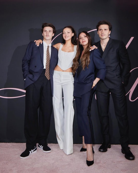 Fosta ”noră” a Victoriei Beckham intervine în scandalul momentului. Detalii neștiute din familia Beckham