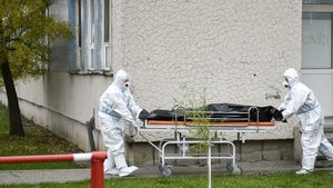 Un adolescent de 16 ani din Dolj, vaccinat de COVID-19, a murit după ce s-a infectat cu SARS-CoV-2