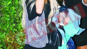 Lindsay, pradata de hoti