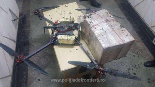 VIDEO. Contrabandiștii de țigări au luat-o înaintea Amazon: trec țigările peste Prut cu dronele. Captură spectaculoasă la Iași