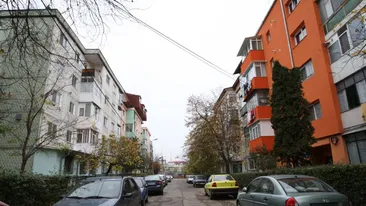 Ți se rupe inima! Fotografie emoționantă cu un bătrân din Iași. “Are o situație cumplită!”