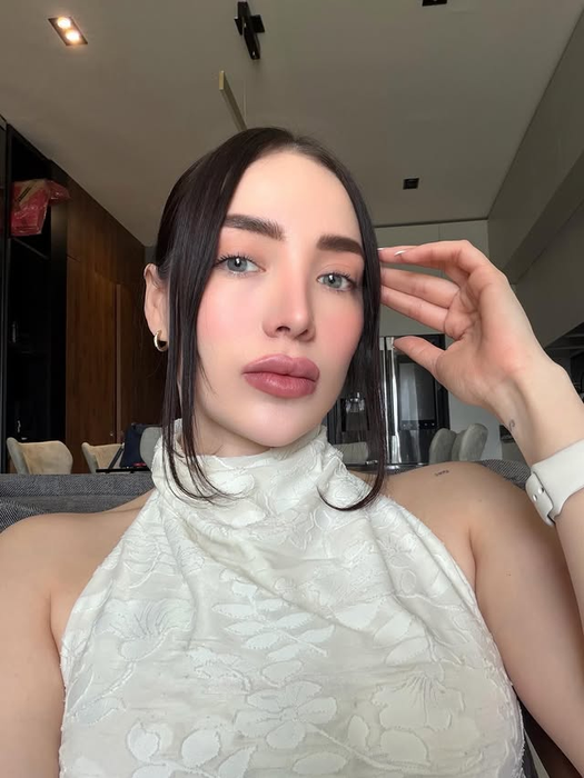 Sfârșit tragic pentru o influenceriță! Adriana a murit la doar 30 de ani după o intervenție estetică