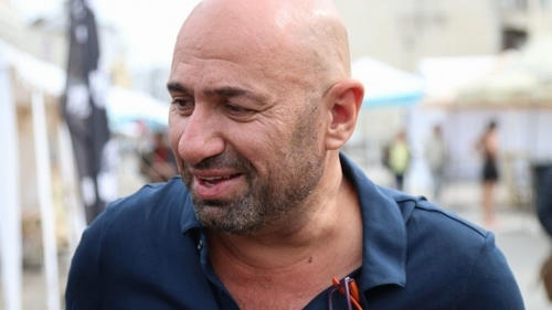 Chef Scărlătescu rupe tăcerea de Sfântul Valentin: ”Ţin regim la mâncare, nu la femei!” 