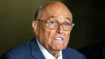 Fostul primar al orașului New York, Rudy Giuliani, de urgență la spital după ce a fost implicat într-un accident rutier