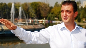 Asta e cea mai trasnita solicitare primita de primarii din Capitala! Ce-a propus un bucurestean in legatura cu cosurile de gunoi