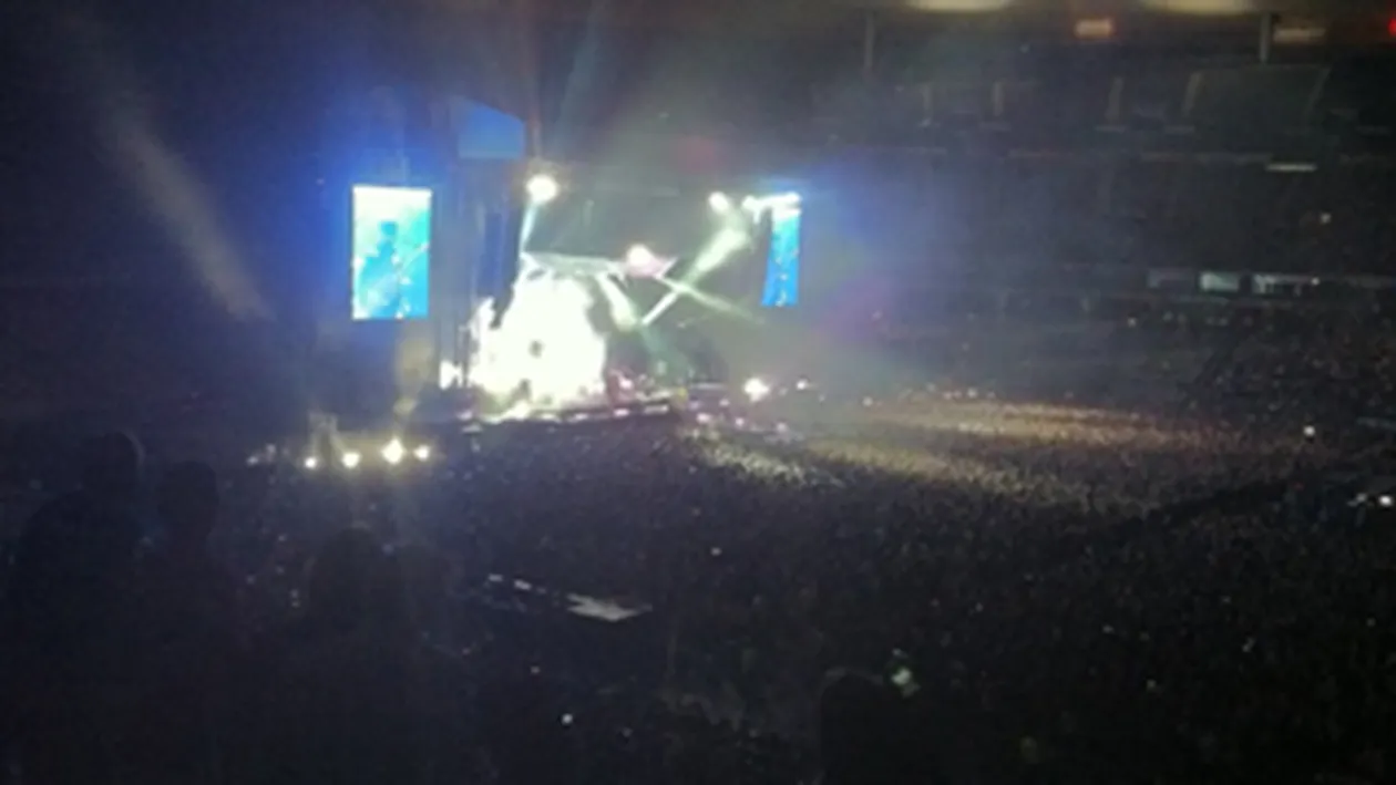 Uite cat s-a distrat Andreea Balan la Paris! A fost si la concert la Prince!