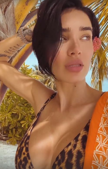 Adelina Pestrițu, vacanță de vis din Maldive! Cum arată trupul său într-un costum de baie minuscul la 2 ani de când a devenit mămică | FOTO
