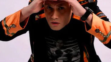 Mihai Bendeac schimba femeile ca pe sosete! Noua cucerie a actorului e total diferita de fostele iubite! Esti curios cine e?