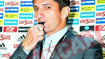 A primit un fluier si un cronometru la debut