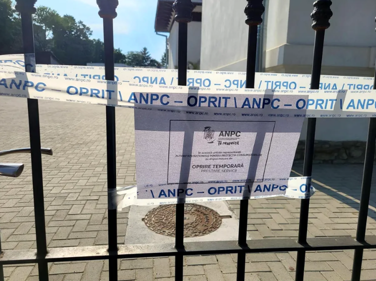 Primele imagini cu locul de joacă peste care a căzut un TAVAN