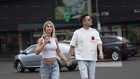 George Tănase și-a scos noua iubită în oraș. Blonda pare să-l fi cucerit iremediabil pe actor