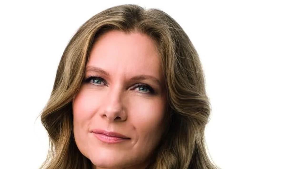 Romaniţa Iovan e impotriva operaţiilor estetice: Sunt convinsă că dacă intervii o dată, vei deveni sclava chirurgiei plastice