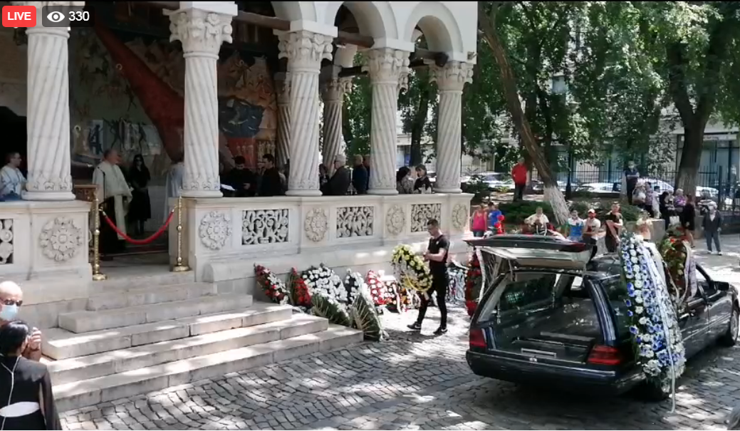 Imagini cutremurătoare! Costin Mărculescu este scos din capelă!