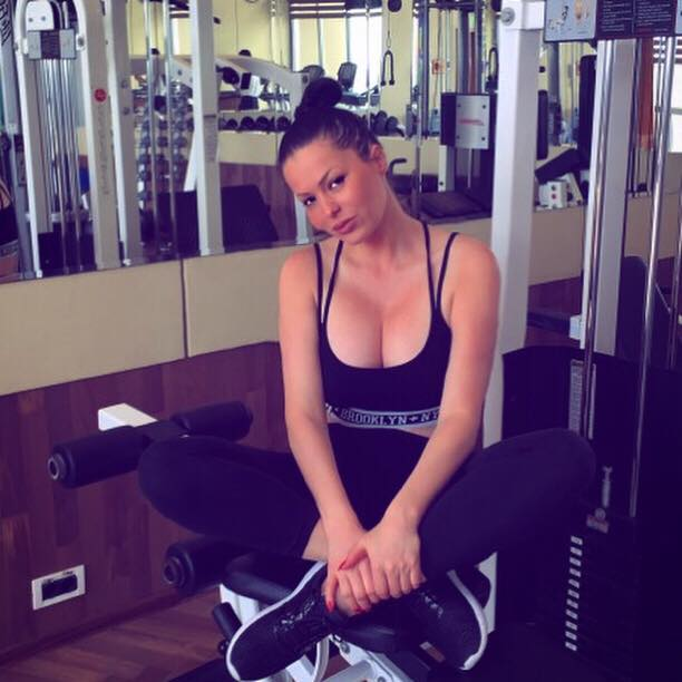 Ce transformare! Cum arată și cu ce se ocupă Simona Sensual acum, la 5 ani după ce s-a retras din showbiz